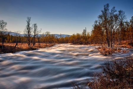 Fluss im Gebiet des Grövelsjön in Schweden