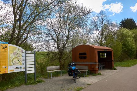 Rastplatz am Vennbahnradweg nahe Monschau