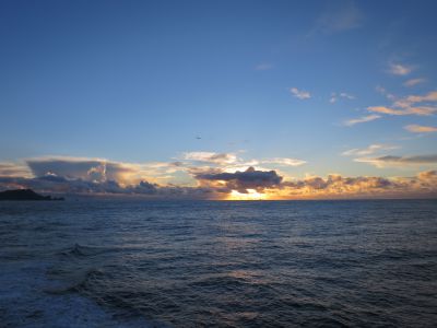 Sonnenuntergang auf den Westman Islands